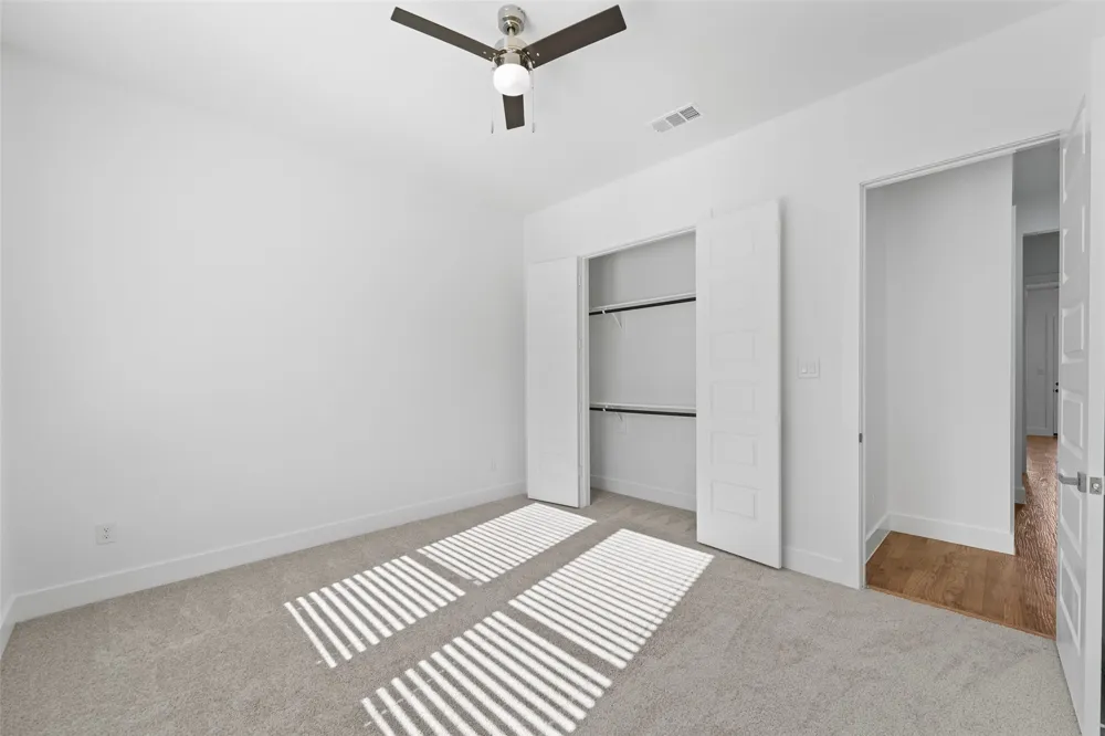 1320 Compton Street Dallas, TX 75203