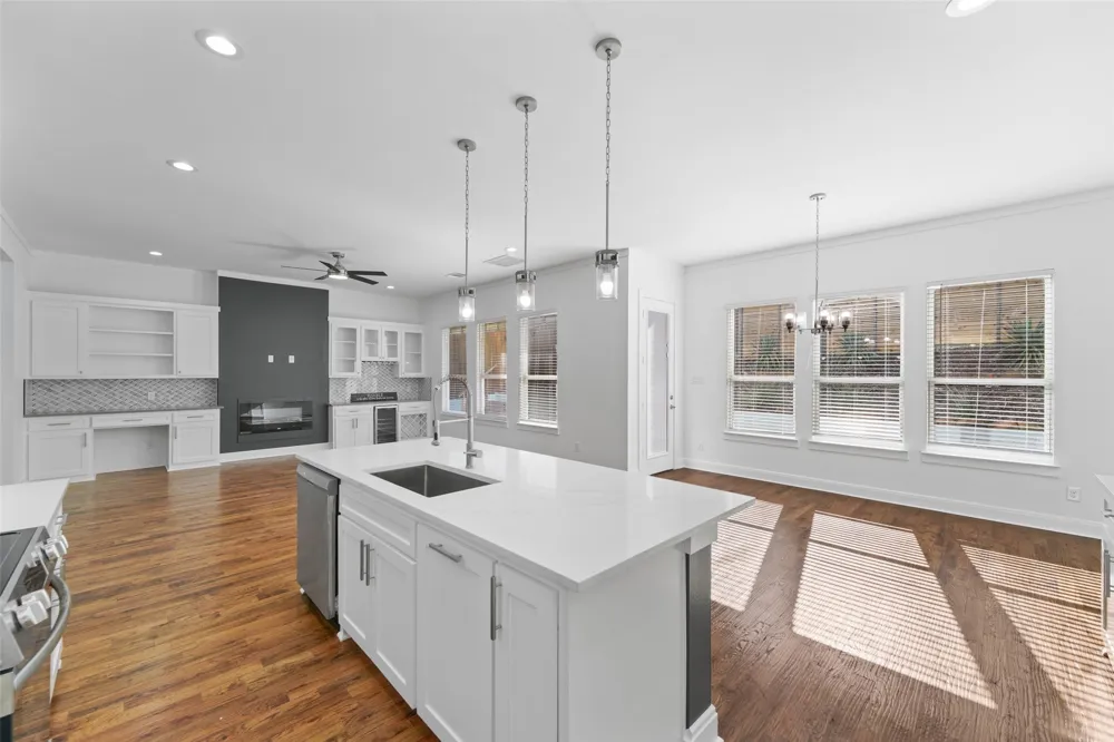 1320 Compton Street Dallas, TX 75203