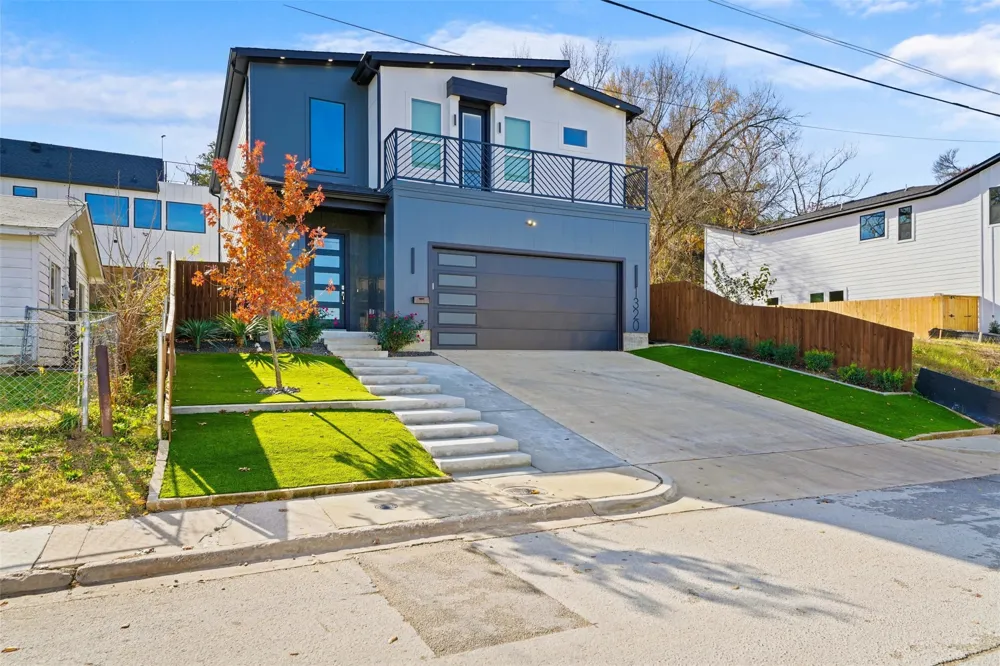 1320 Compton Street Dallas, TX 75203