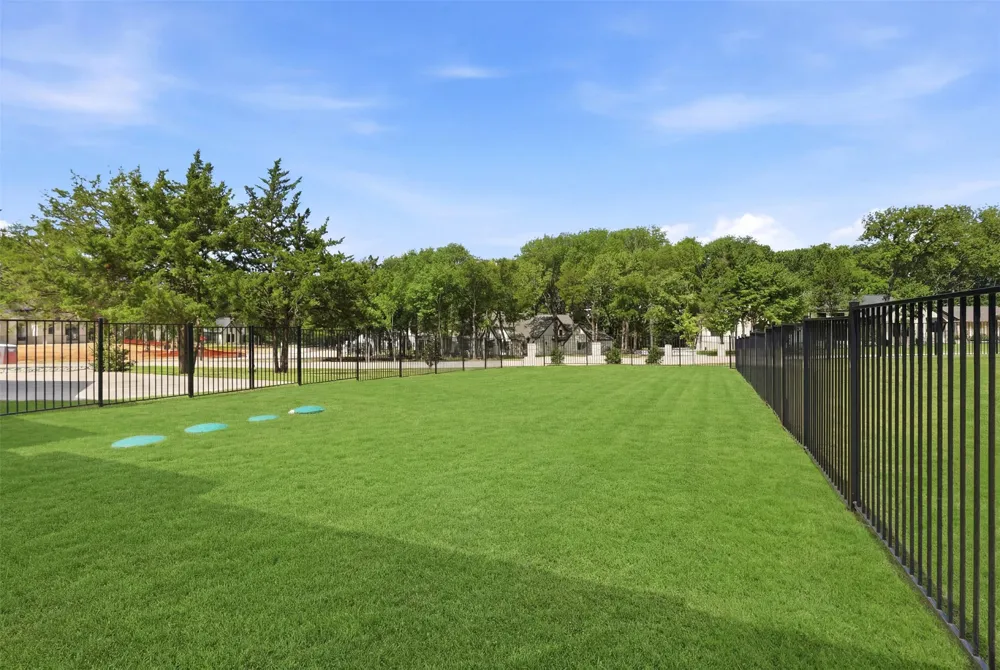 425 Abagail Lane Van Alstyne, TX 75495