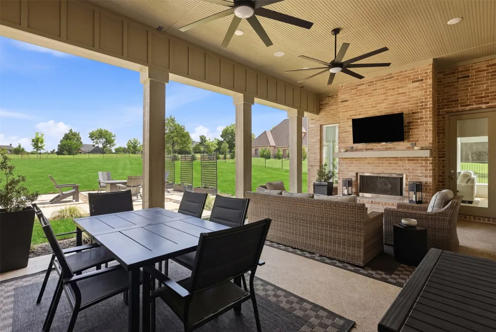425 Abagail Lane Van Alstyne, TX 75495