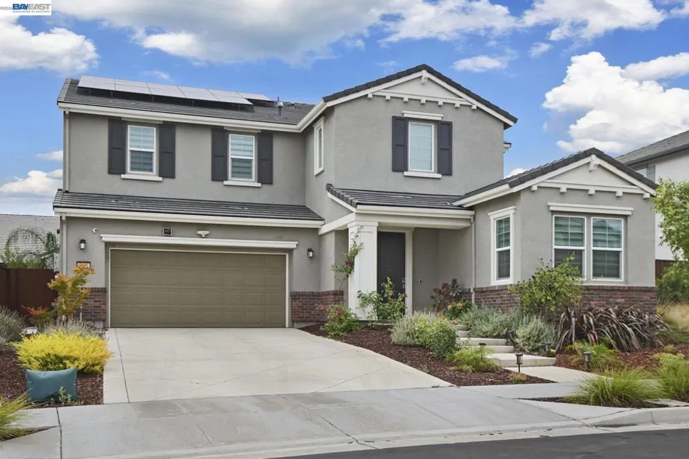 5342 Gatlin Dr Tracy, CA 95377