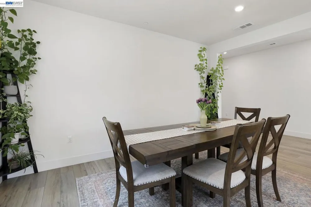 5342 Gatlin Dr Tracy, CA 95377