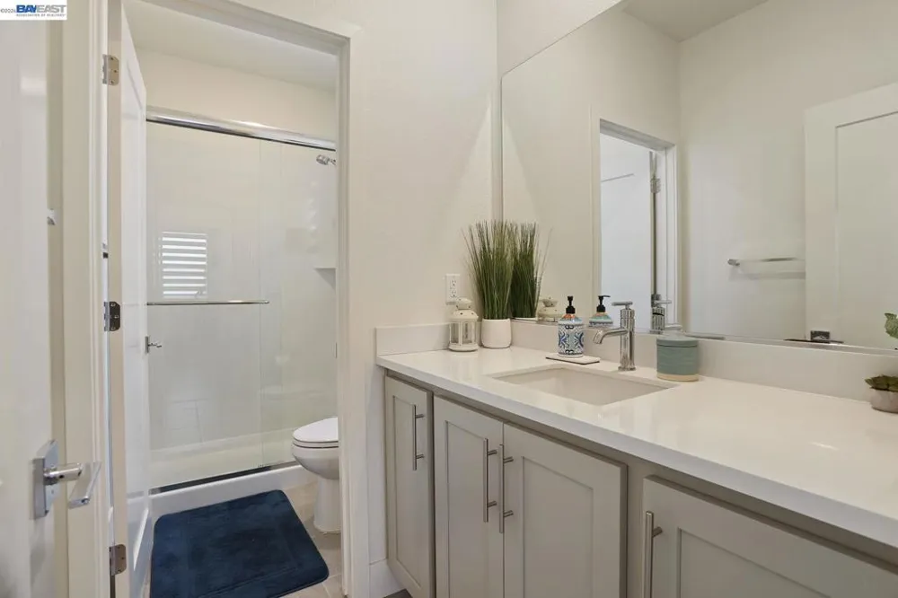 5342 Gatlin Dr Tracy, CA 95377