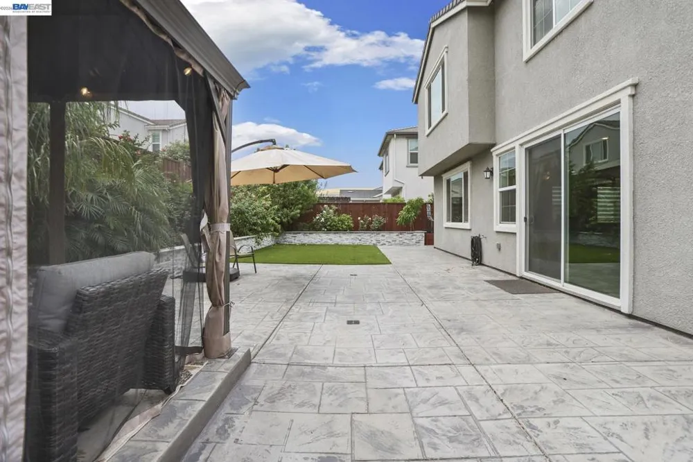 5342 Gatlin Dr Tracy, CA 95377