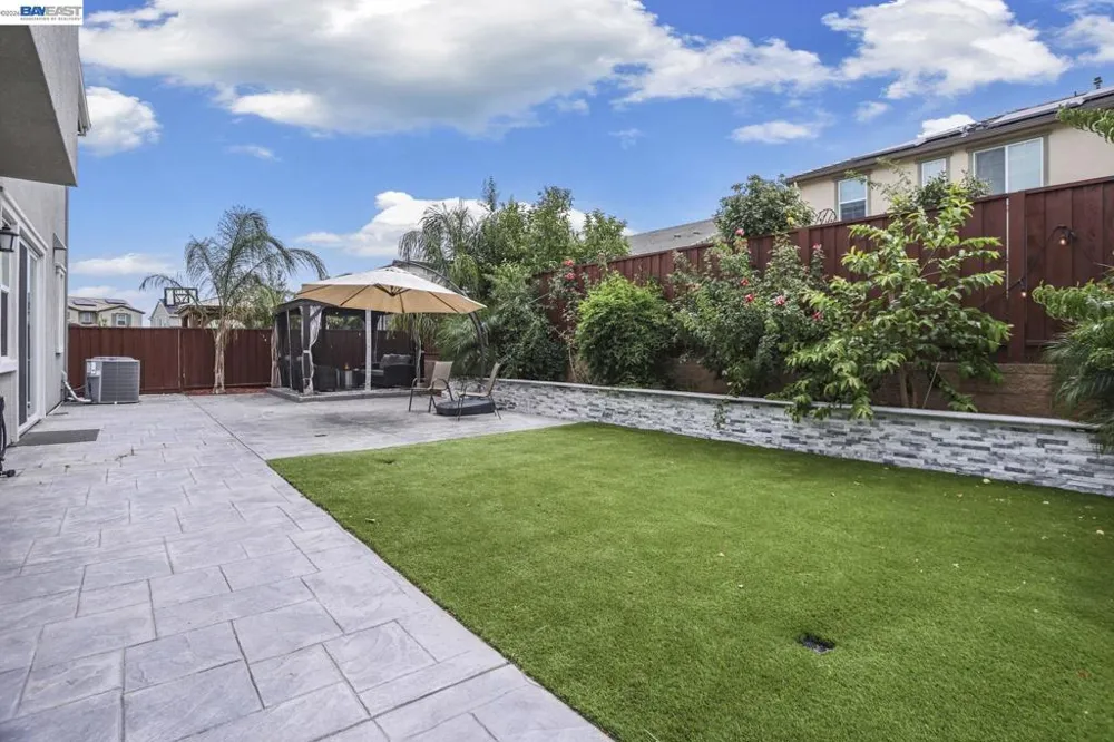 5342 Gatlin Dr Tracy, CA 95377