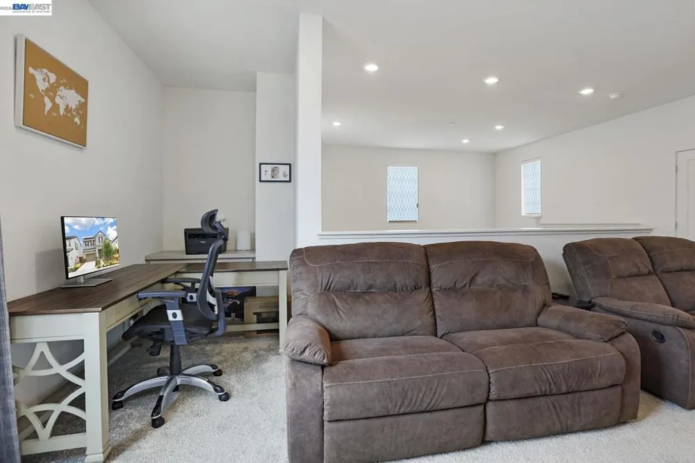 5342 Gatlin Dr Tracy, CA 95377