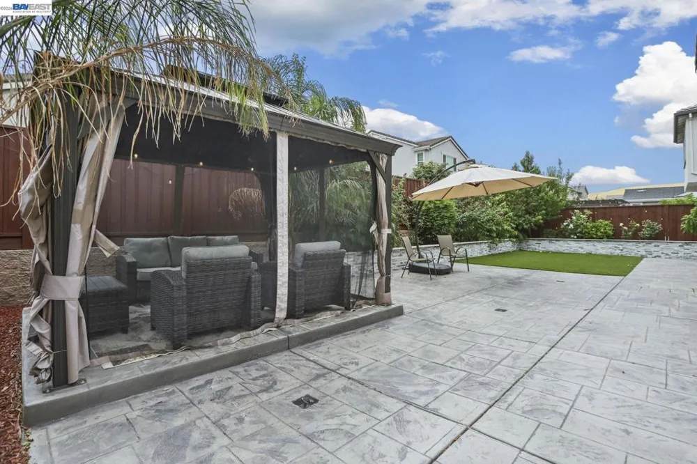 5342 Gatlin Dr Tracy, CA 95377