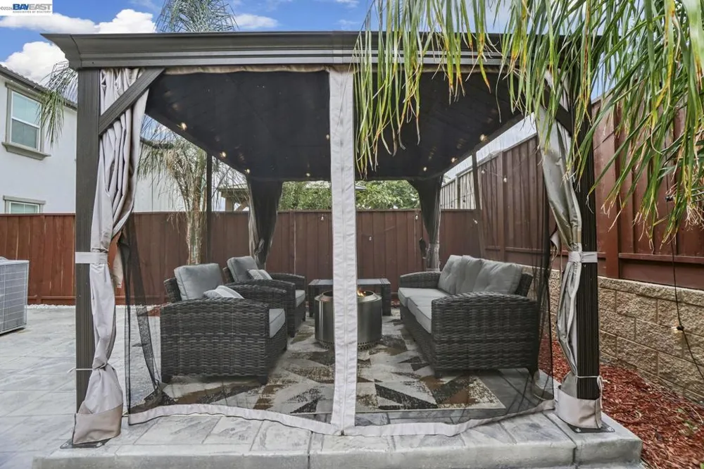 5342 Gatlin Dr Tracy, CA 95377