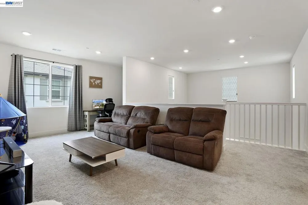 5342 Gatlin Dr Tracy, CA 95377