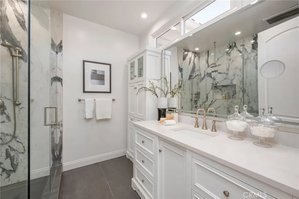 25714 Simpson Place Calabasas, CA 91302