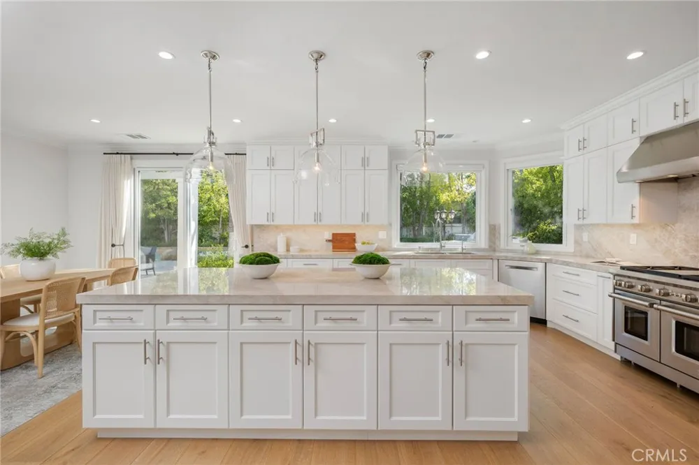 25714 Simpson Place Calabasas, CA 91302
