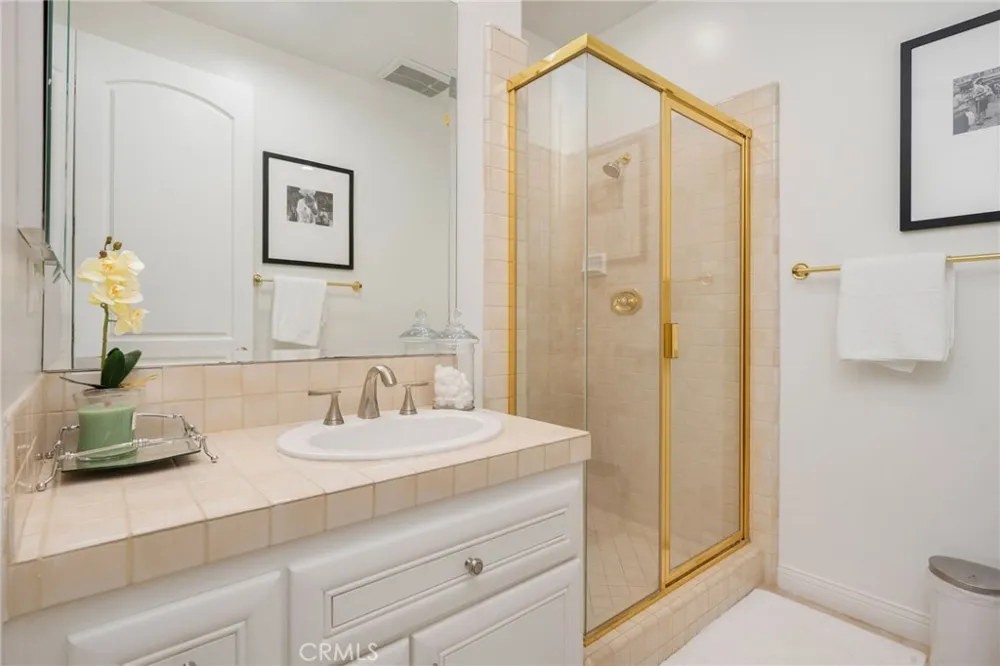 25714 Simpson Place Calabasas, CA 91302