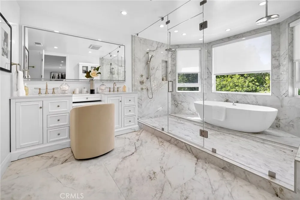 25714 Simpson Place Calabasas, CA 91302