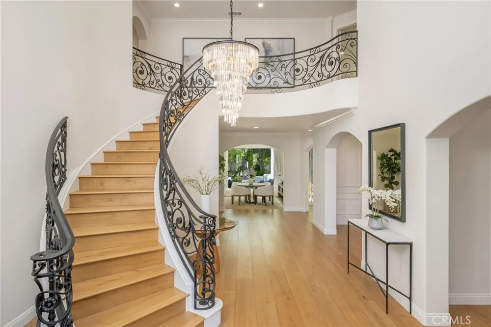 25714 Simpson Place Calabasas, CA 91302