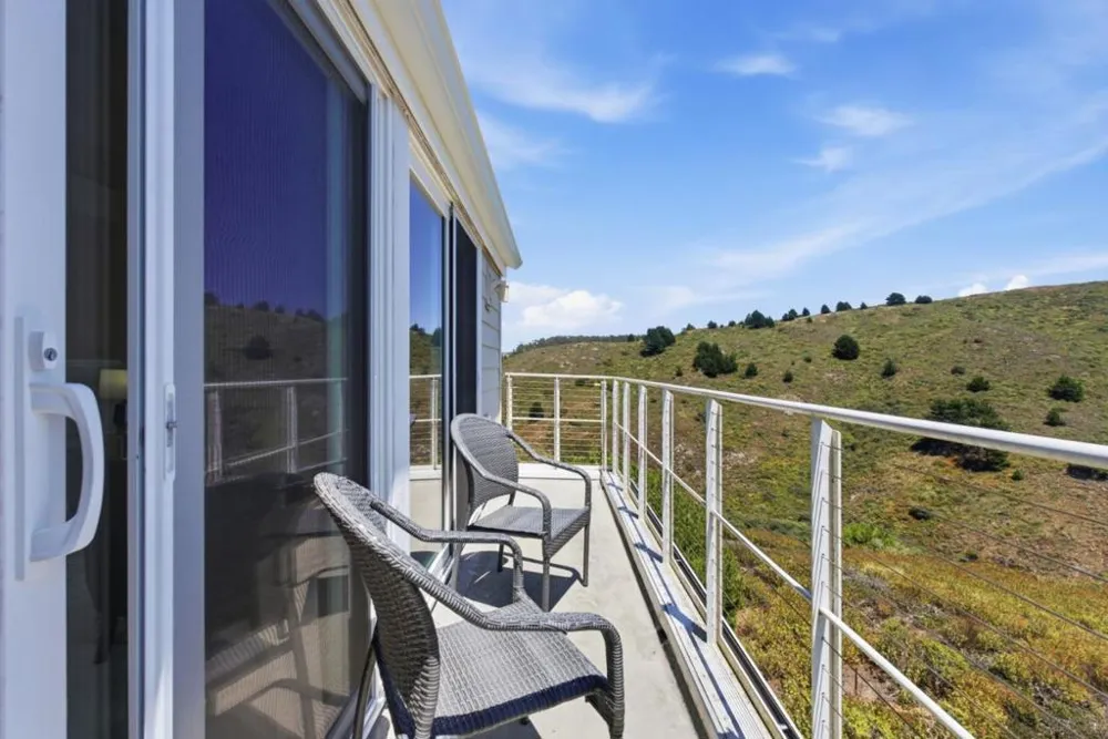 855 Mountain View Drive #4 Daly City, CA 94014