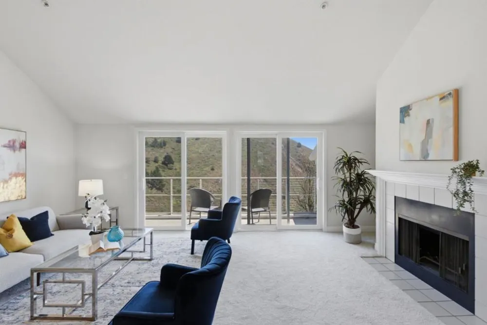 855 Mountain View Drive #4 Daly City, CA 94014