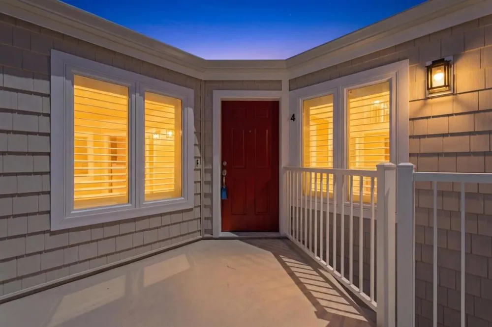 855 Mountain View Drive #4 Daly City, CA 94014