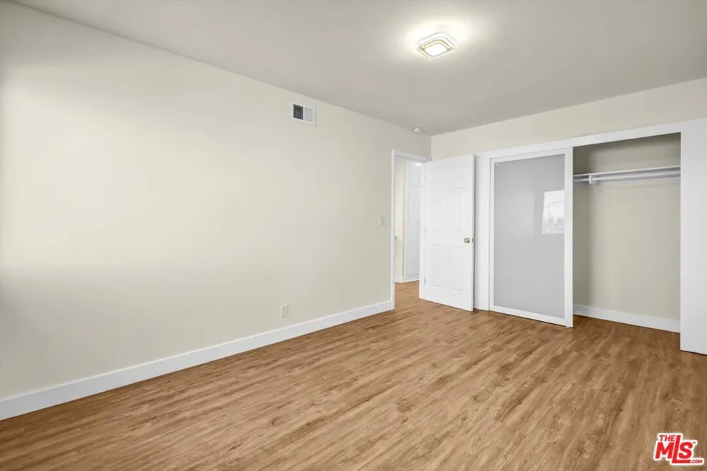 21748 Acarus Avenue Carson, CA 90745