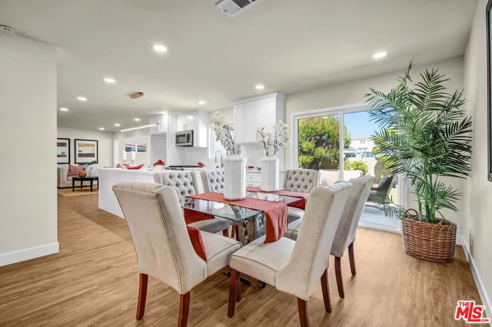 21748 Acarus Avenue Carson, CA 90745