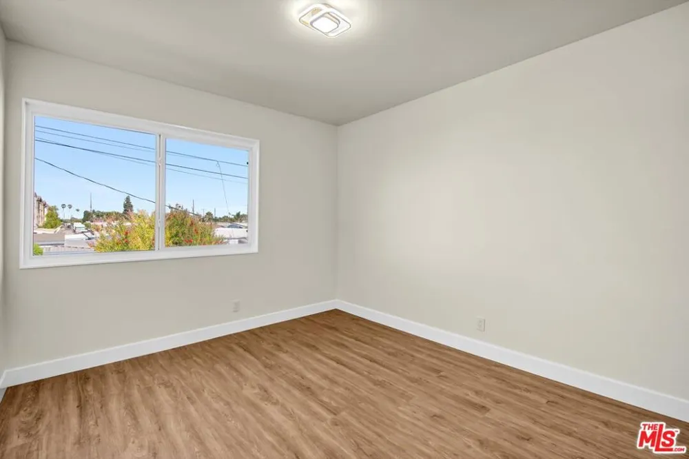 21748 Acarus Avenue Carson, CA 90745