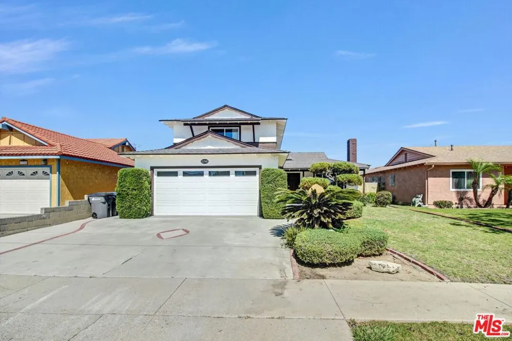 21748 Acarus Avenue Carson, CA 90745