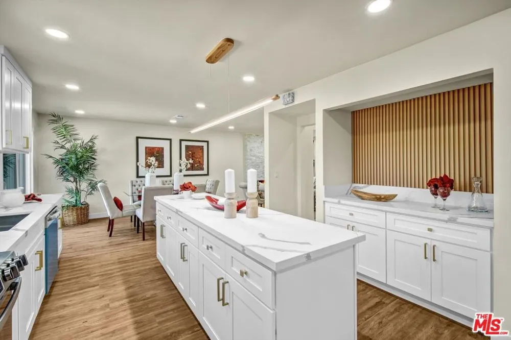 21748 Acarus Avenue Carson, CA 90745