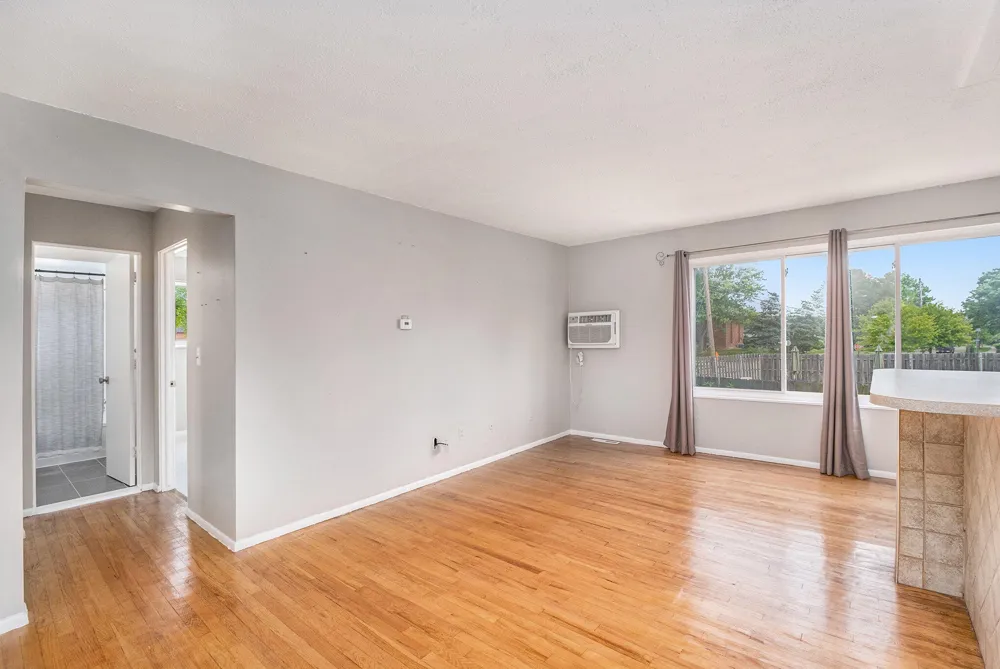 4910 Briarwood Avenue #A3 Royal Oak, MI 48073