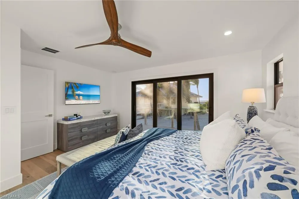 25 Beach Homes Captiva, FL 33924