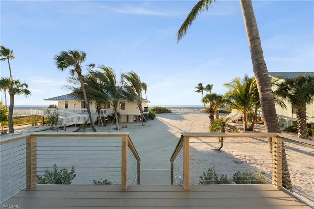 25 Beach Homes Captiva, FL 33924