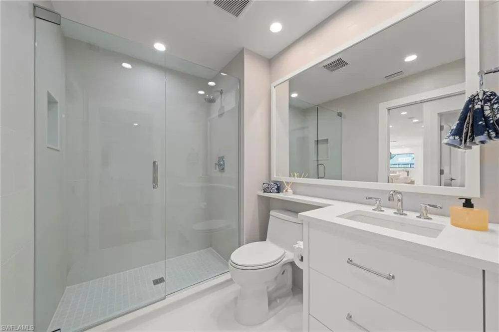 25 Beach Homes Captiva, FL 33924