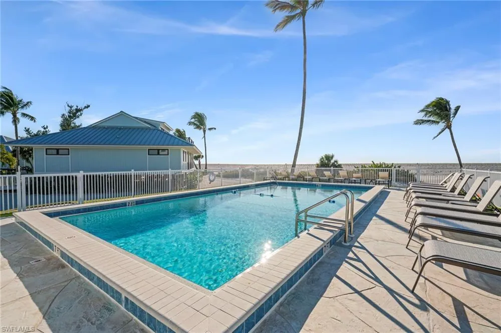 25 Beach Homes Captiva, FL 33924