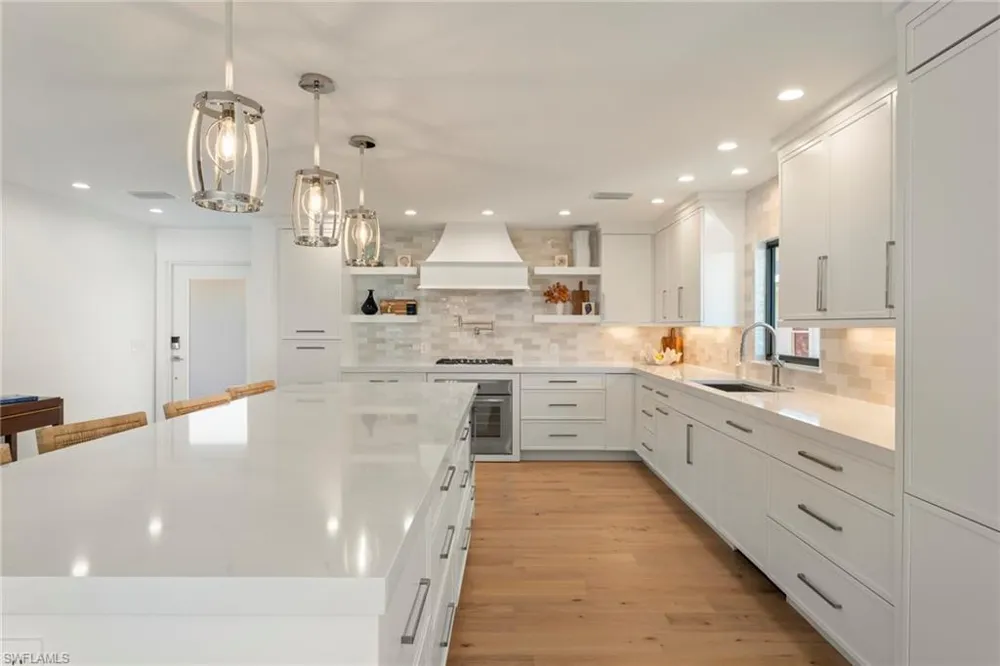 25 Beach Homes Captiva, FL 33924