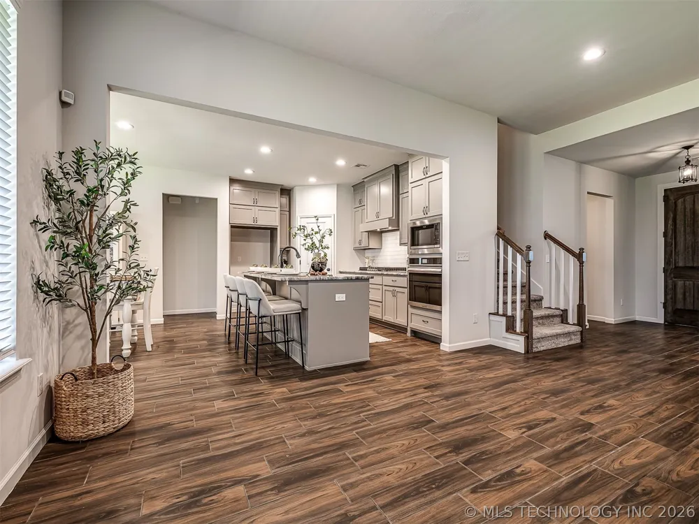 703 E 126th Street S Jenks, OK 74037