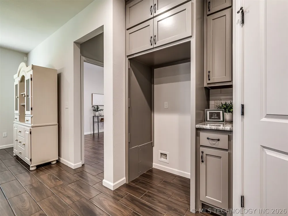 703 E 126th Street S Jenks, OK 74037