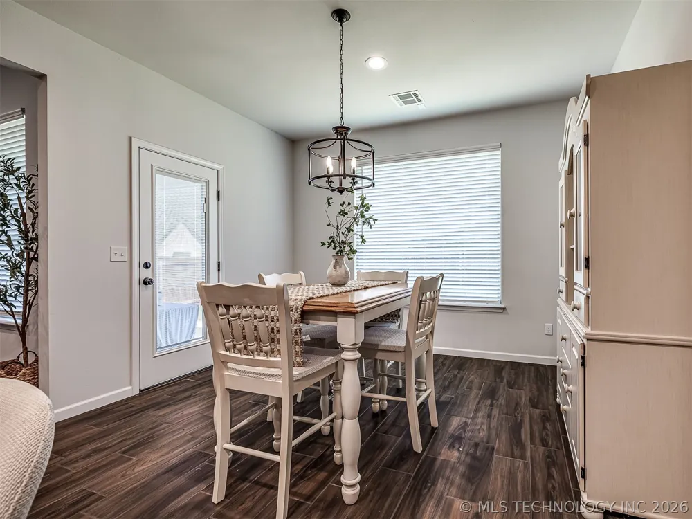 703 E 126th Street S Jenks, OK 74037