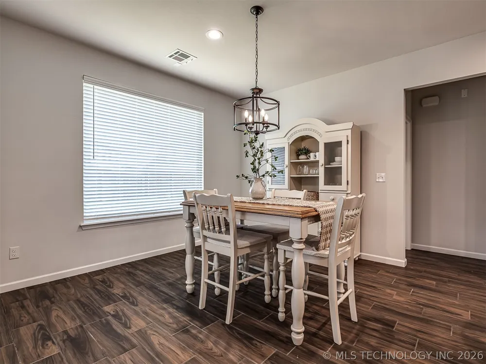 703 E 126th Street S Jenks, OK 74037