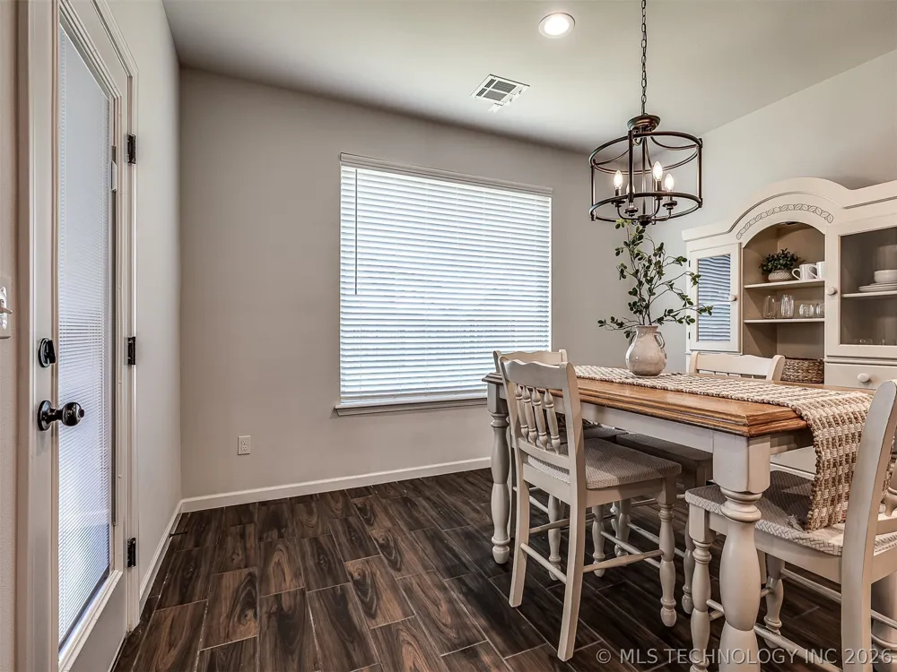 703 E 126th Street S Jenks, OK 74037
