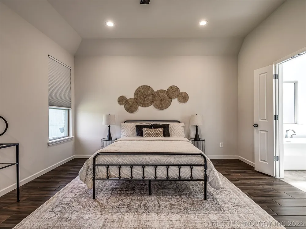 703 E 126th Street S Jenks, OK 74037