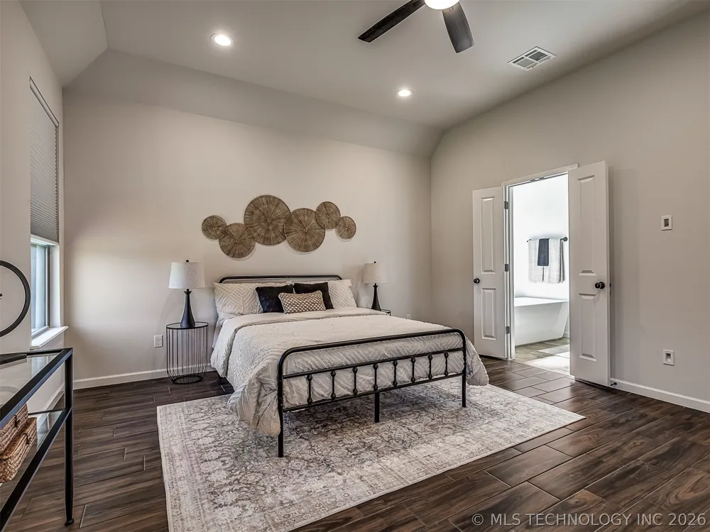 703 E 126th Street S Jenks, OK 74037