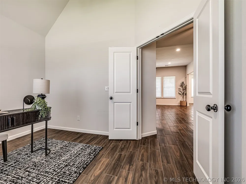703 E 126th Street S Jenks, OK 74037
