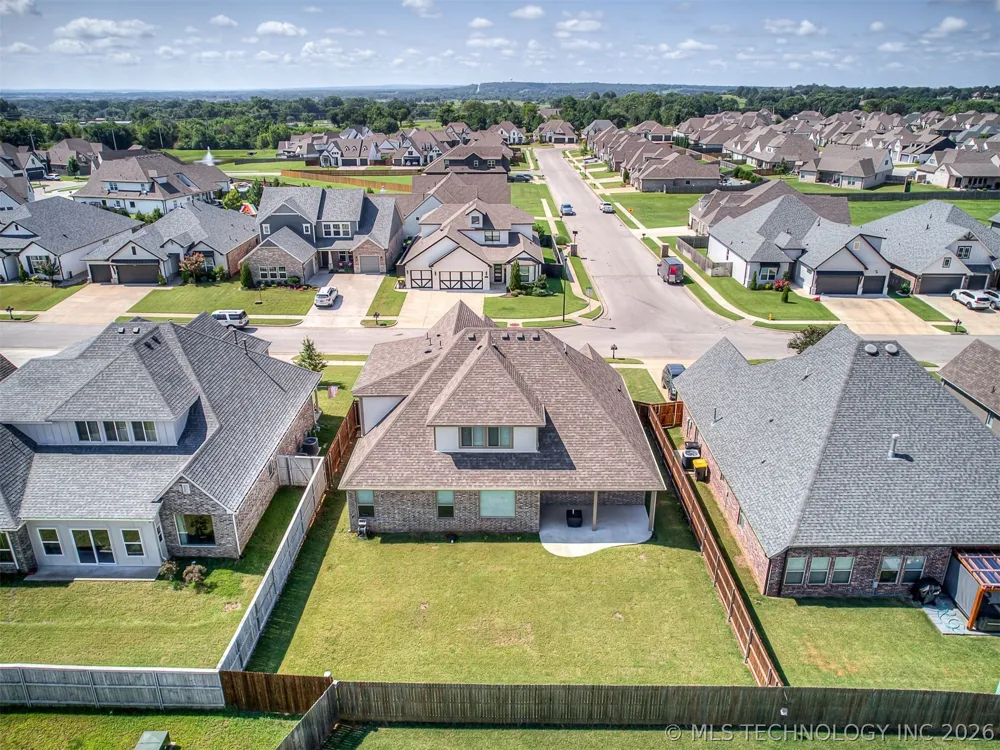703 E 126th Street S Jenks, OK 74037