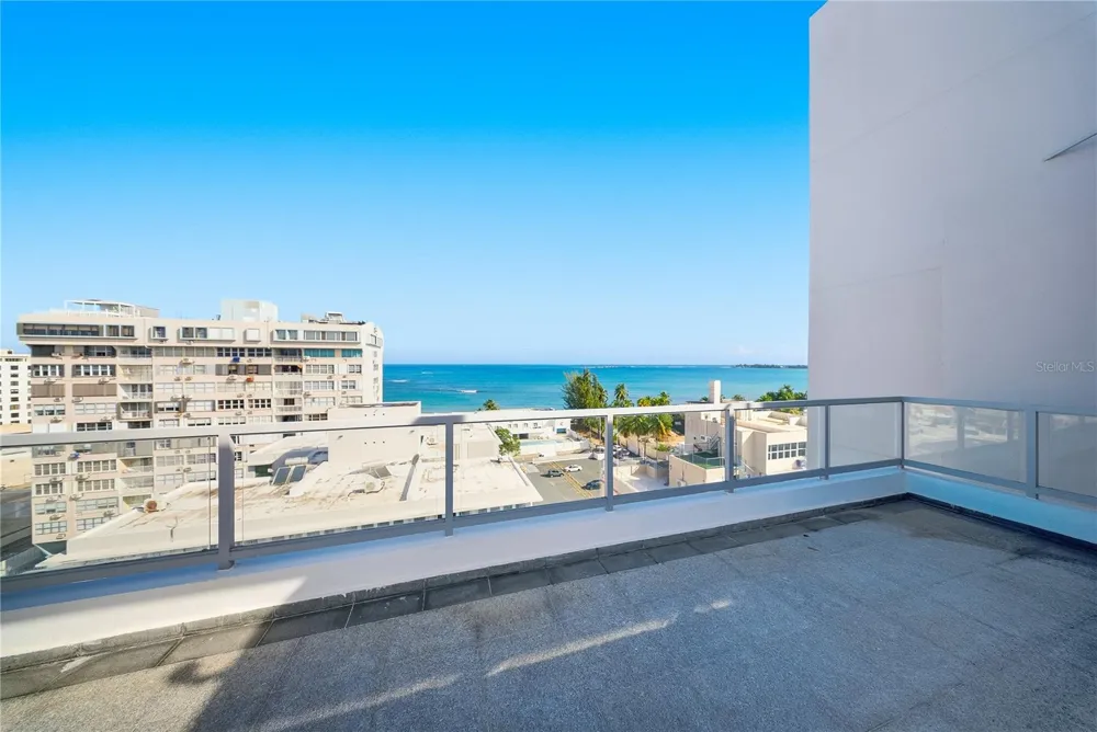 59 LIRIO #301 Carolina, PR 00979