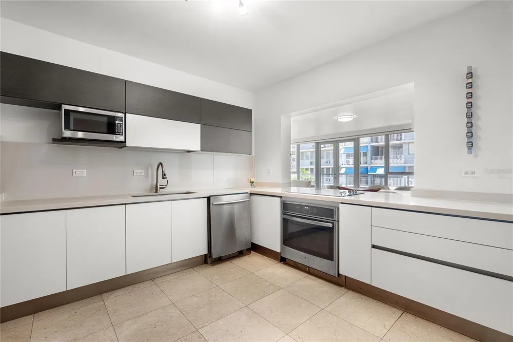 59 LIRIO #301 Carolina, PR 00979