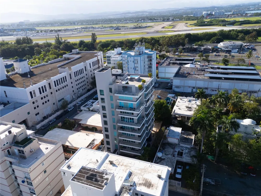 59 LIRIO #301 Carolina, PR 00979