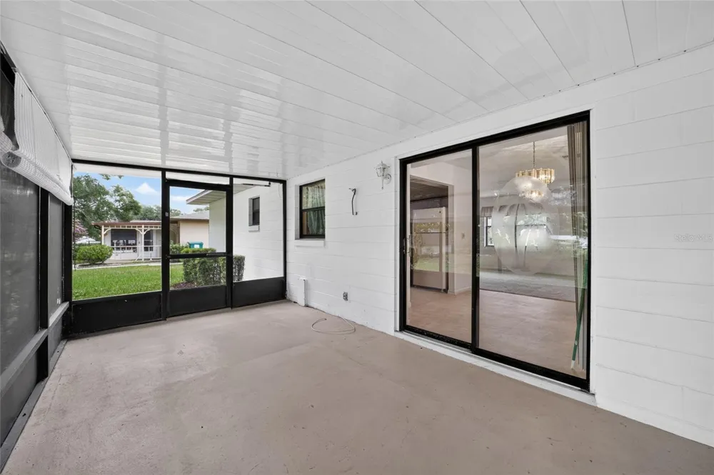 610 FOURTH AVENUE Lady Lake, FL 32159