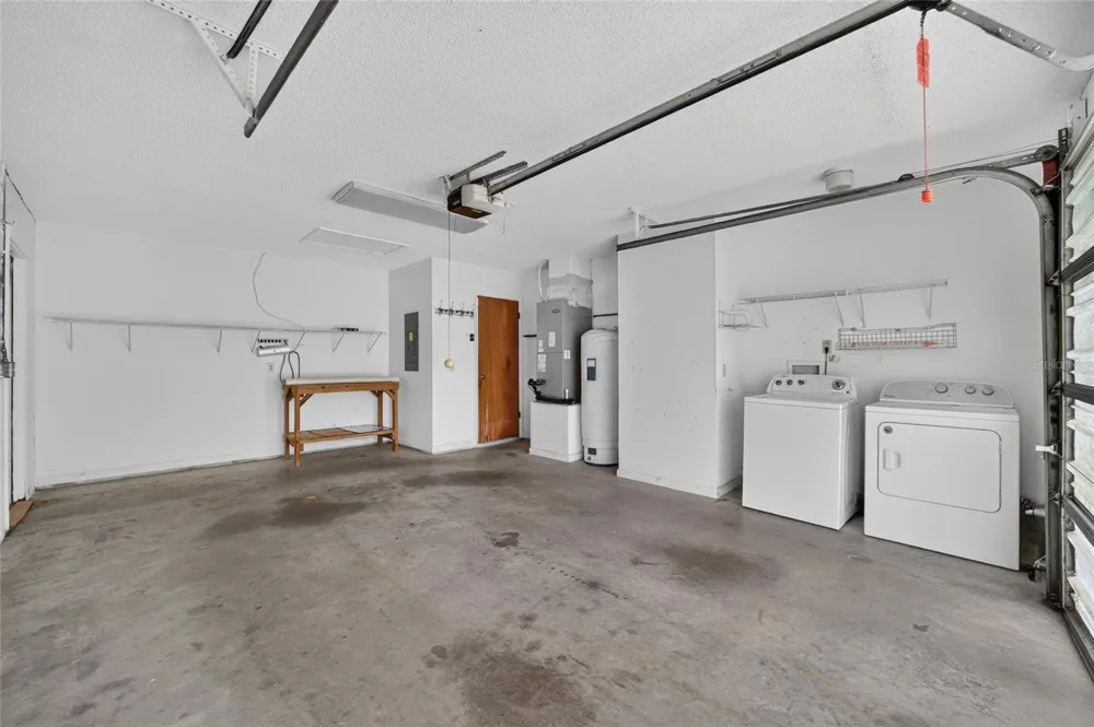 610 FOURTH AVENUE Lady Lake, FL 32159
