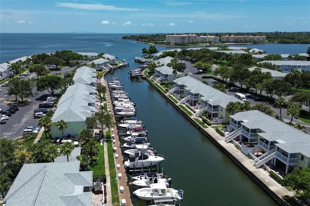 5111 COQUINA KEY DRIVE SE #C St Petersburg, FL 33705