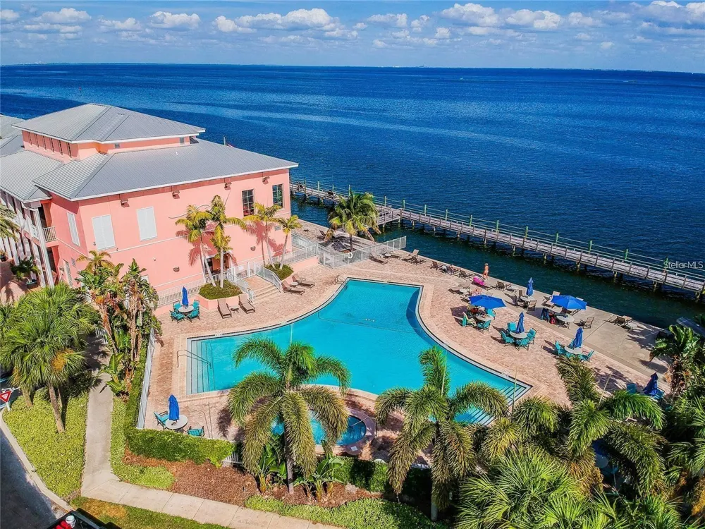 5111 COQUINA KEY DRIVE SE #C St Petersburg, FL 33705