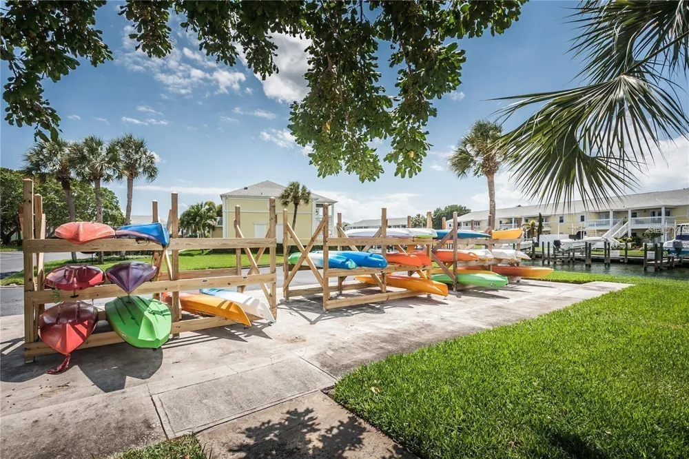 5111 COQUINA KEY DRIVE SE #C St Petersburg, FL 33705